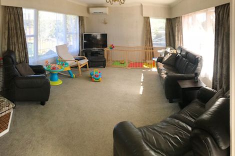 Photo of property in 14 Rembrandt Place, Opaheke, Papakura, 2113