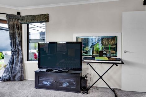 Photo of property in 40 Redwood Crescent, Hurdon, New Plymouth, 4310