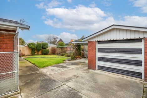Photo of property in 17 Colligan Street, Upper Riccarton, Christchurch, 8041