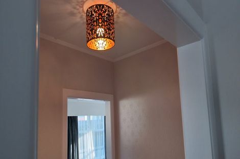 Photo of property in 7 Terrance Grove, Paparangi, Wellington, 6037