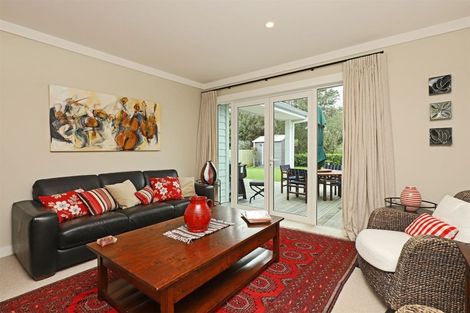 Photo of property in 15 Margaret Avenue, Havelock North, 4130