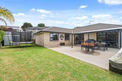 Photo of property in 3 Lakeside Terrace, Omokoroa, 3114