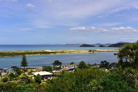 Photo of property in 35 Sandspit View Way, Ngunguru, Whangarei, 0173