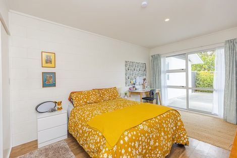 Photo of property in 48 Great North Road, Saint Johns Hill, Whanganui, 4500