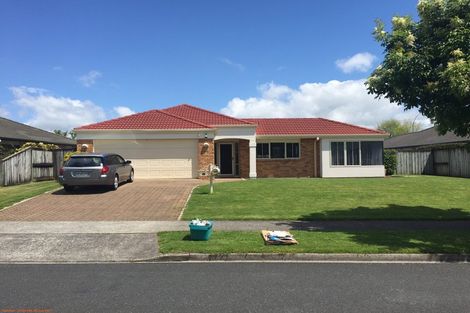 Photo of property in 21 Cate Road, Rototuna, Hamilton, 3210