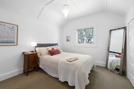 Photo of property in 8 Dorset Avenue, Westown, New Plymouth, 4310