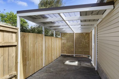 Photo of property in 2/58 Hepburn Road, Glendene, Auckland, 0602