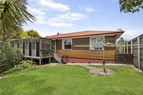 Photo of property in 1/1 Cushla Place, Massey, Auckland, 0614