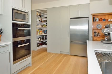 Photo of property in 33 Marian Drive, Inner Kaiti, Gisborne, 4010