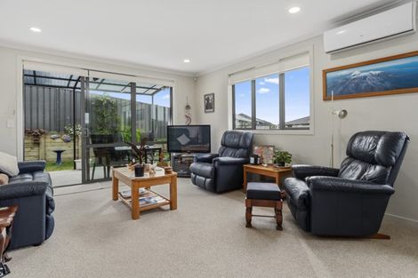 Photo of property in Waterview Estate, 86/4 Greystone Place, Omokoroa, 3114