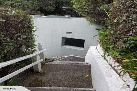 Photo of property in 17 Garfield Street, Brooklyn, Wellington, 6021