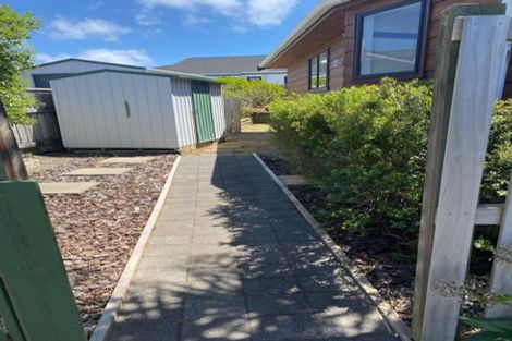 Photo of property in 47 Guadeloupe Crescent, Grenada Village, Wellington, 6037