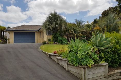 Photo of property in 11 Daviot Place, Te Kamo, Whangarei, 0112