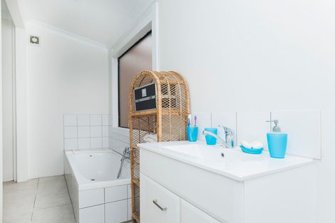 Photo of property in 12 Devery Street, Mangapapa, Gisborne, 4010