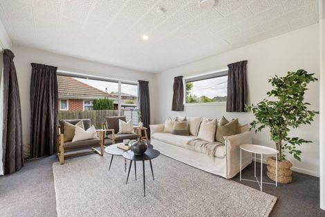 Photo of property in 16 Leacroft Street, Bishopdale, Christchurch, 8053