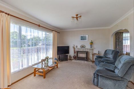 Photo of property in 12 Ross Street, Levin, 5510