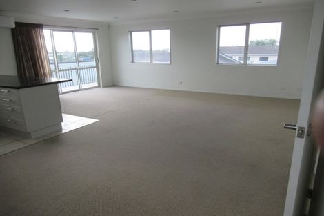 Photo of property in 5c Henry Street, Avondale, Auckland, 1026