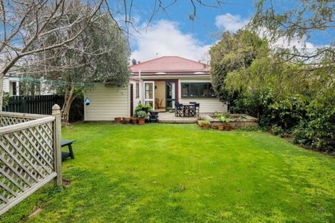 Photo of property in 67 Oroua Street, Eastbourne, Lower Hutt, 5013