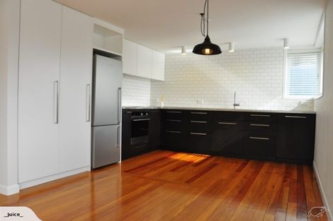 Photo of property in 2/4-6 Calliope Road, Devonport, Auckland, 0624