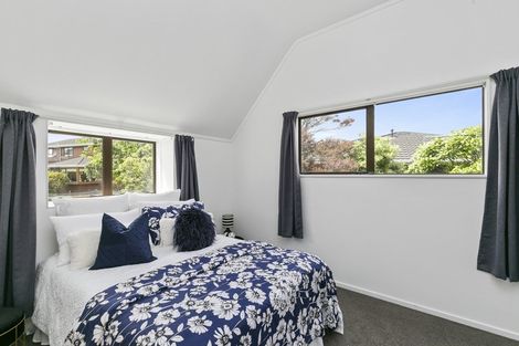 Photo of property in 11 Ellwood Place, Churton Park, Wellington, 6037