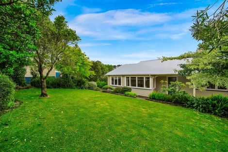 Photo of property in 335 Glover Road, Hawera, 4675