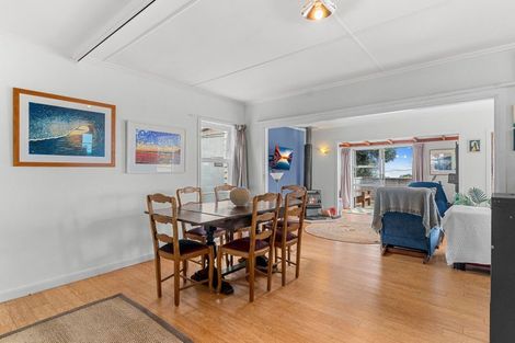 Photo of property in 3 Kelly Street, Baylys Beach, Dargaville, 0377
