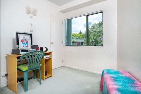 Photo of property in 25b Duncan Avenue, Te Atatu South, Auckland, 0610