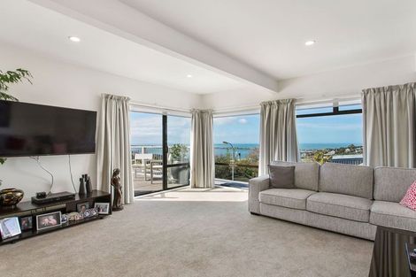 Photo of property in 1/12 Patmos Place, Mount Pleasant, Christchurch, 8081