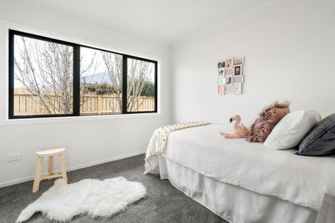 Photo of property in 8 Dorchester Place, Nawton, Hamilton, 3200