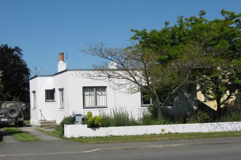 Photo of property in 18 Durham Street, Rangiora, 7400