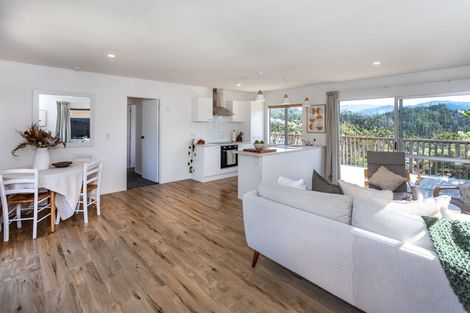 Photo of property in 8 Ridge Road, Tairua, 3508