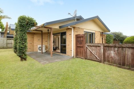 Photo of property in 10 Golden Courie Close, Papamoa Beach, Papamoa, 3118