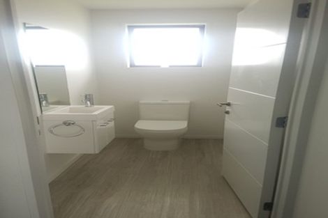 Photo of property in 22 Flint Road, Rolleston, 7614