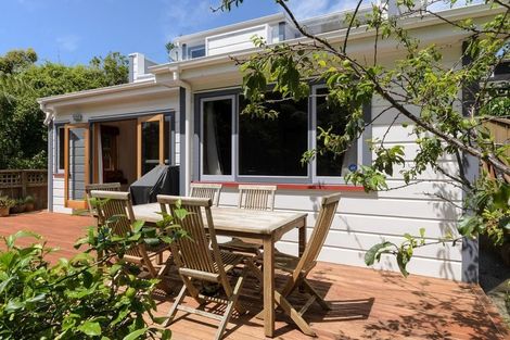 Photo of property in 58 Frankmoore Avenue, Johnsonville, Wellington, 6037