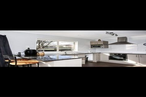 Photo of property in 12 Prado Drive, Pukekohe, 2120