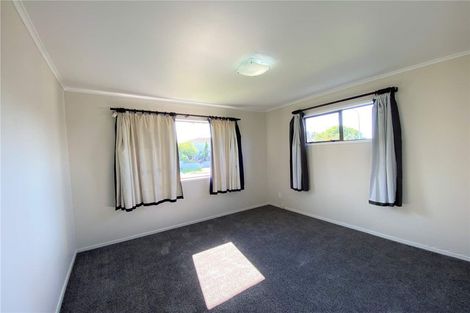 Photo of property in 39 Oreil Avenue, West Harbour, Auckland, 0618