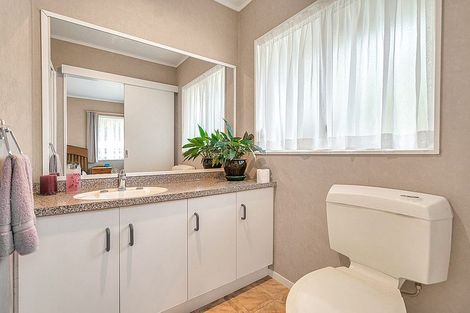 Photo of property in 10 Maurice Borich Place, Henderson, Auckland, 0610