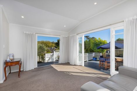 Photo of property in 11 Brougham Street, Nelson South, Nelson, 7010