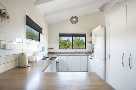 Photo of property in 18 Dunton Drive, Welcome Bay, Tauranga, 3112