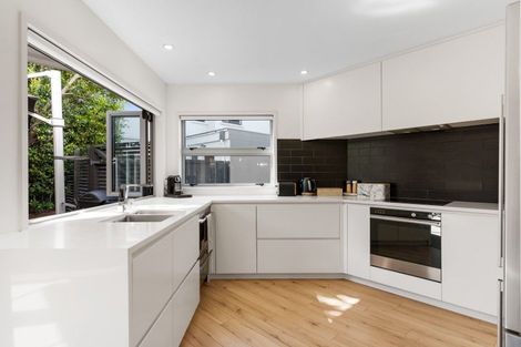 Photo of property in 76b Muricata Avenue, Mount Maunganui, 3116