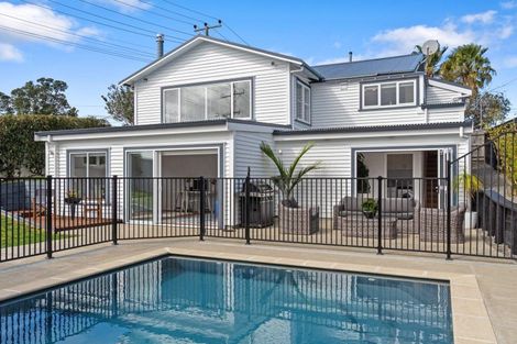 Photo of property in 38 Aramoana Avenue, Devonport, Auckland, 0624