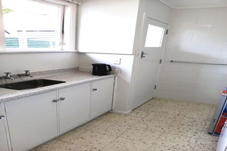 Photo of property in 3 Sydney Street, Palmerston North, 4414