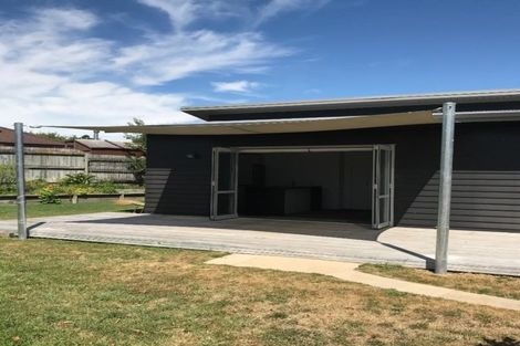 Photo of property in 25 Brompton Close, Richmond Heights, Taupo, 3330