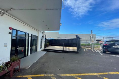 Photo of property in 4c69/118 Broadway, Newmarket, Auckland, 1023