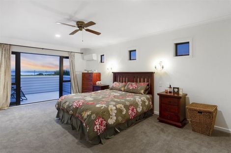 Photo of property in 8 Owen Place, Omokoroa, 3114