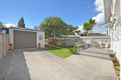 Photo of property in 74a Arimu Road, Papakura, 2110