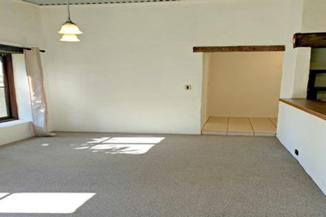 Photo of property in 91g Wade River Road, Stanmore Bay, Whangaparaoa, 0932