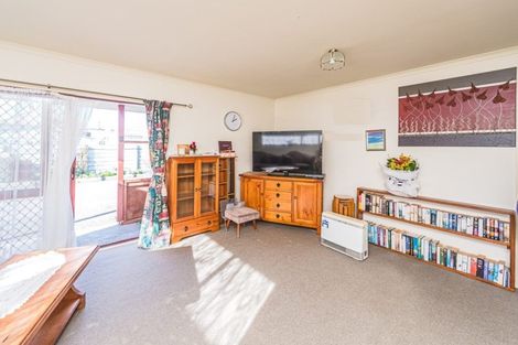 Photo of property in 18a Swiss Avenue, Gonville, Whanganui, 4501