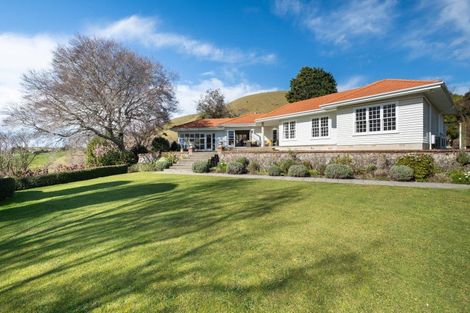 Photo of property in 339 Seafield Road, Eskdale, Napier, 4182