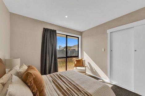 Photo of property in 12 Esk Place, Aranui, Christchurch, 8061